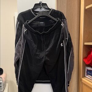 Black and Gray Men's Joggers sets